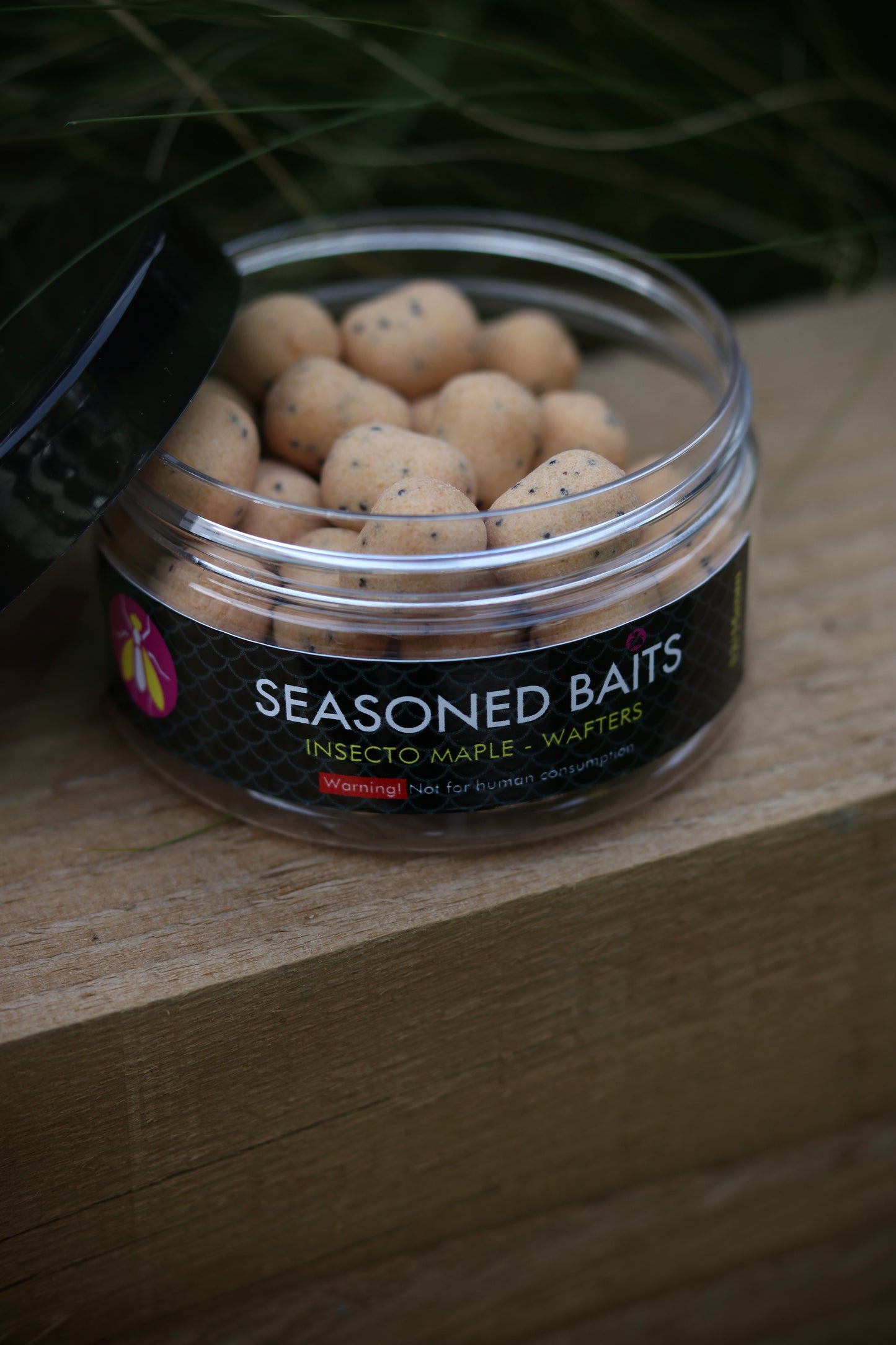 MAPLE DUMBELL WAFTERS